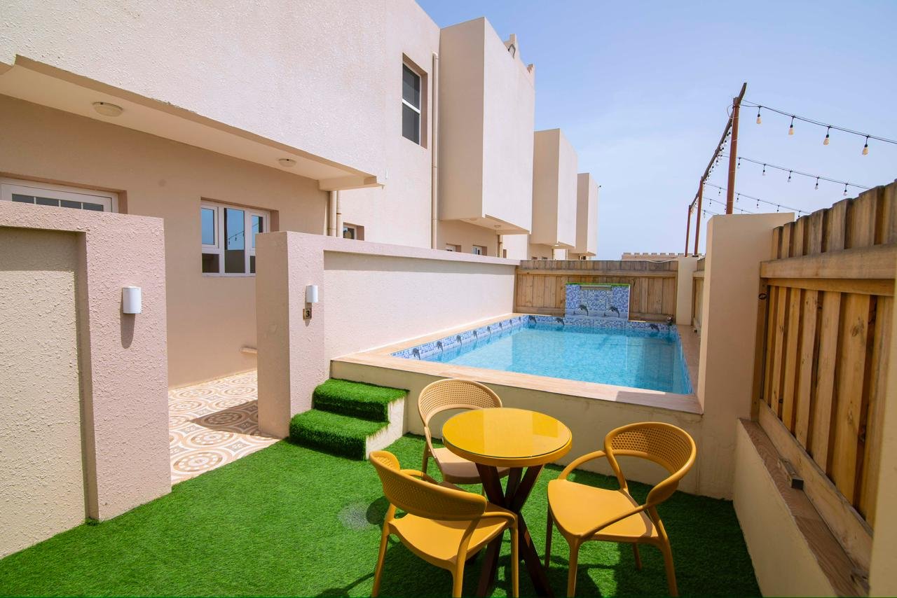 Villa with Swimming pool