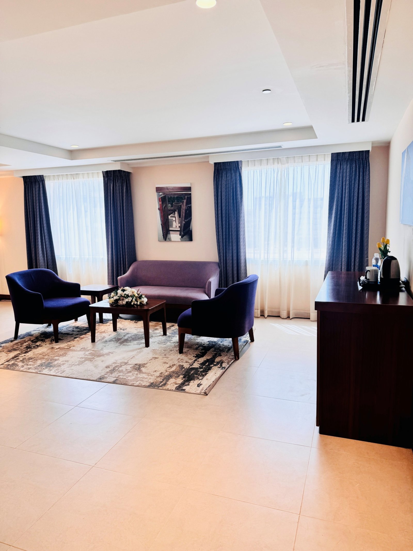 Junior Suite – King Bed