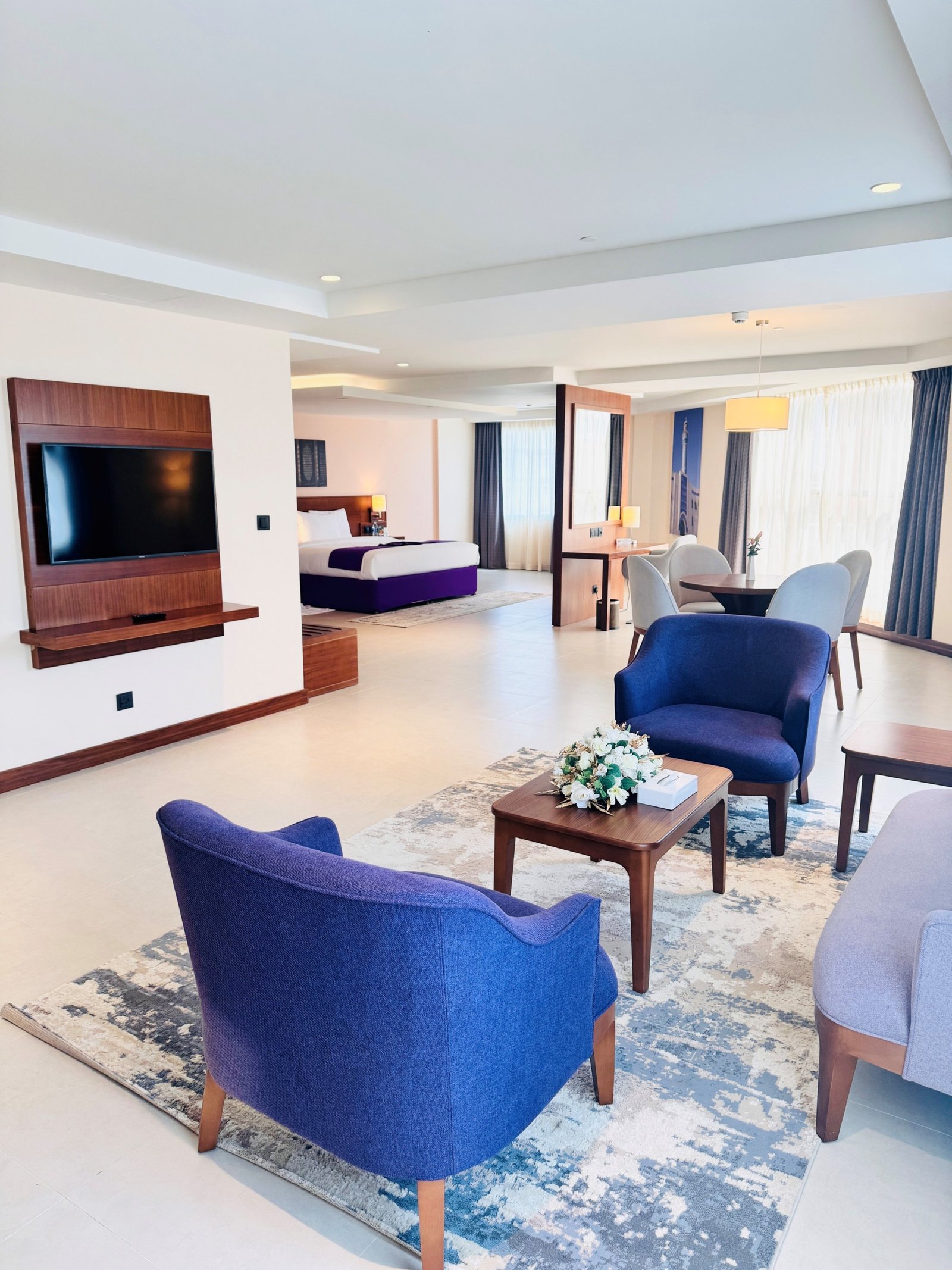 Junior Suite – King Bed